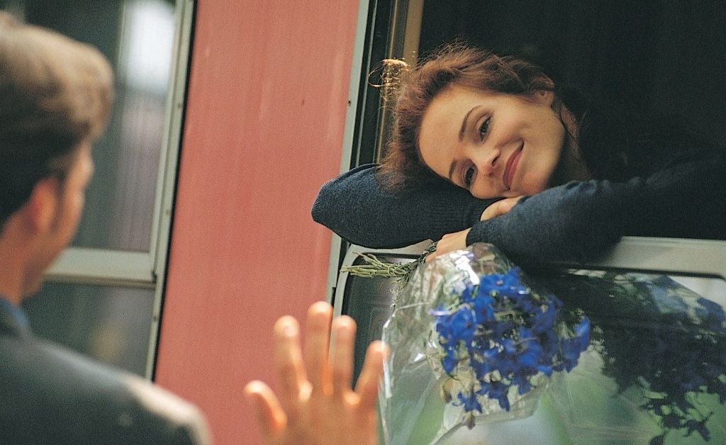 ¿Sola o con tu pareja? Lo que nadie te cuenta de viajar a tu país cuando vives lejos
